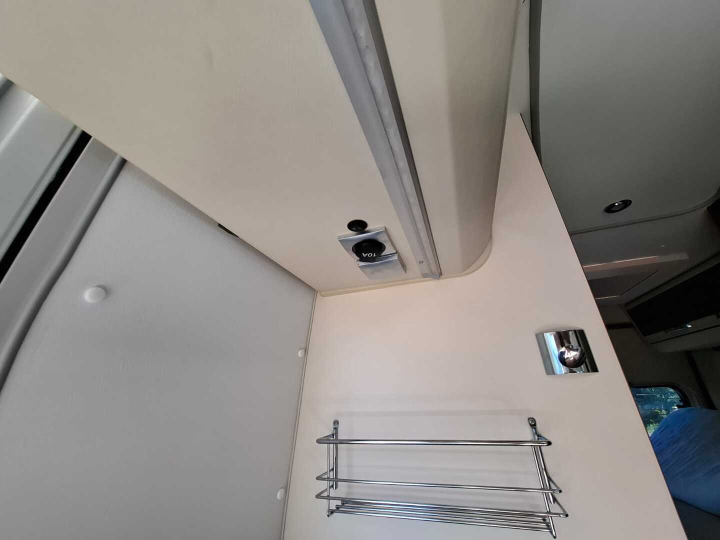 ADRIA TWIN 600 SP PLATINUM 2017