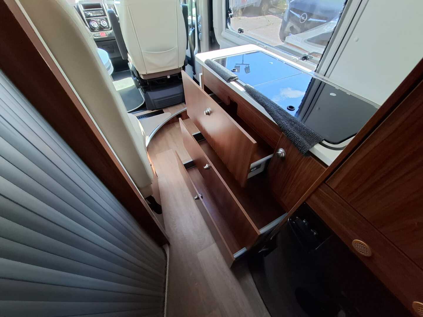 ADRIA TWIN 600 SP PLATINUM 2017