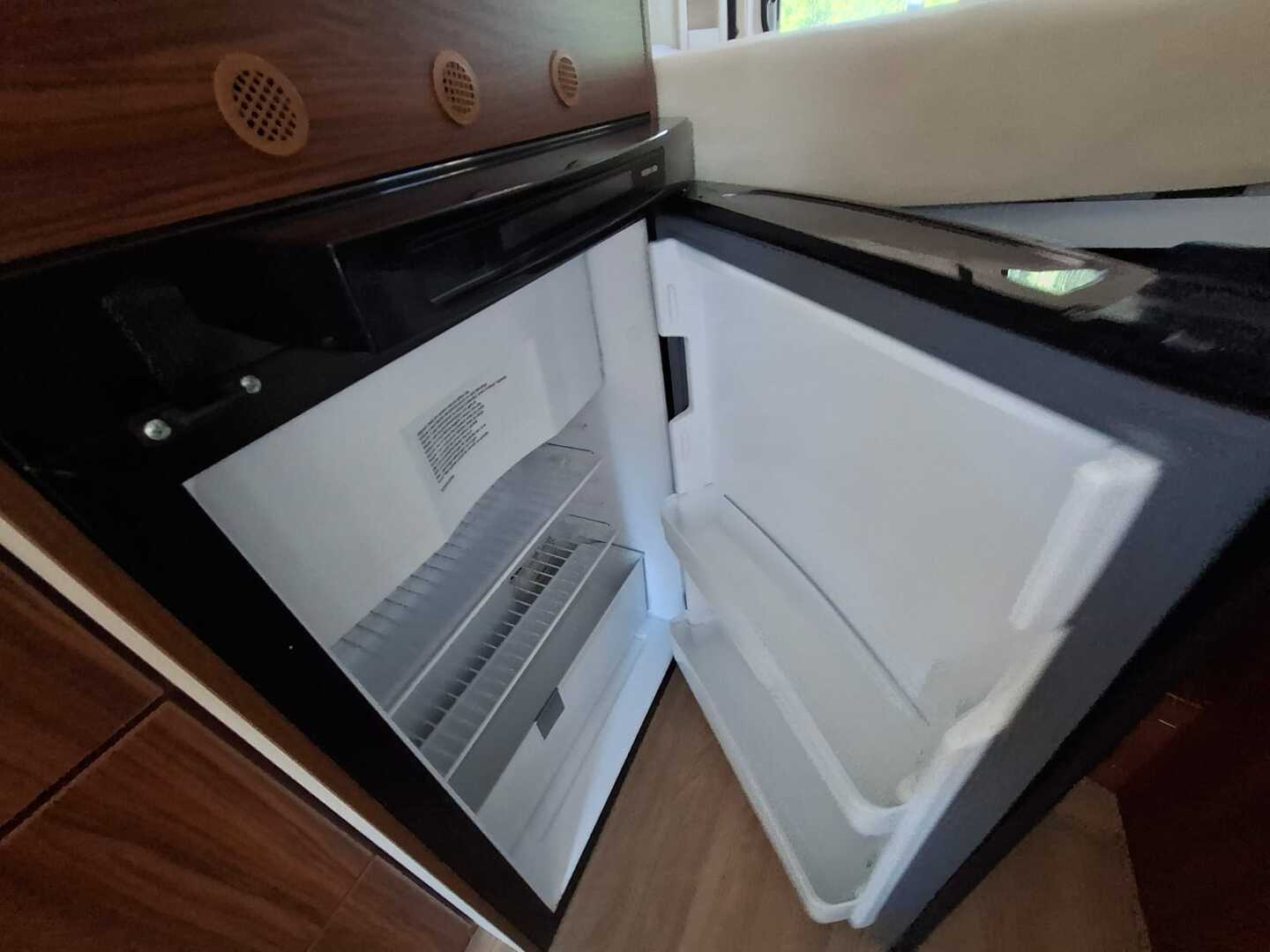 ADRIA TWIN 600 SP PLATINUM 2017