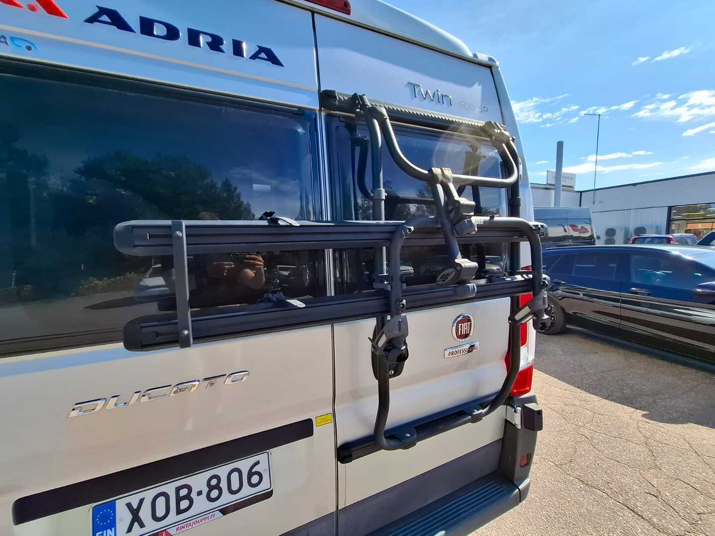 ADRIA TWIN 600 SP PLATINUM 2017