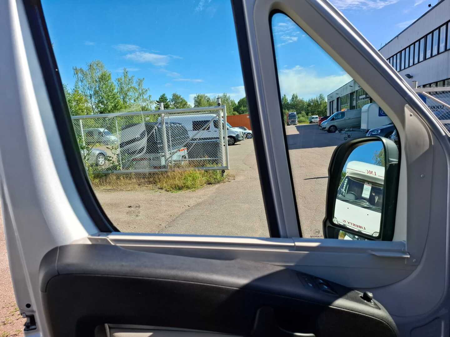 ADRIA TWIN 600 SP PLATINUM 2017