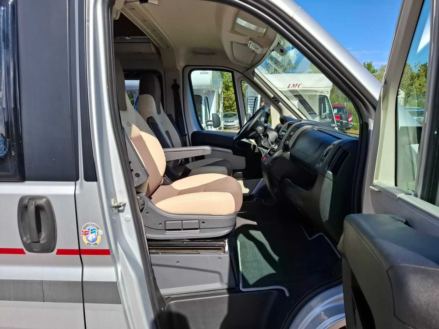 ADRIA TWIN 600 SP PLATINUM 2017