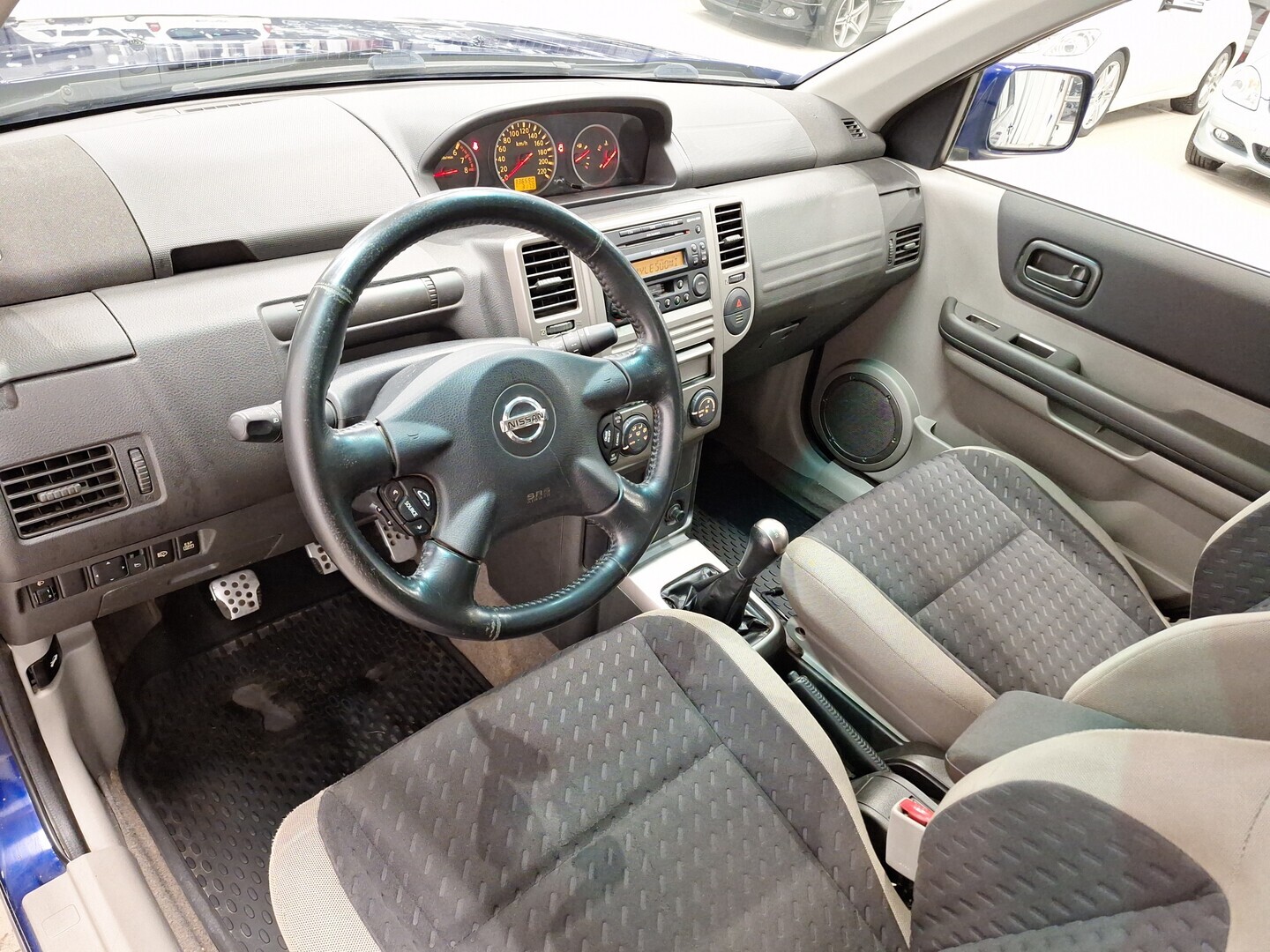 NISSAN X-TRAIL 2005