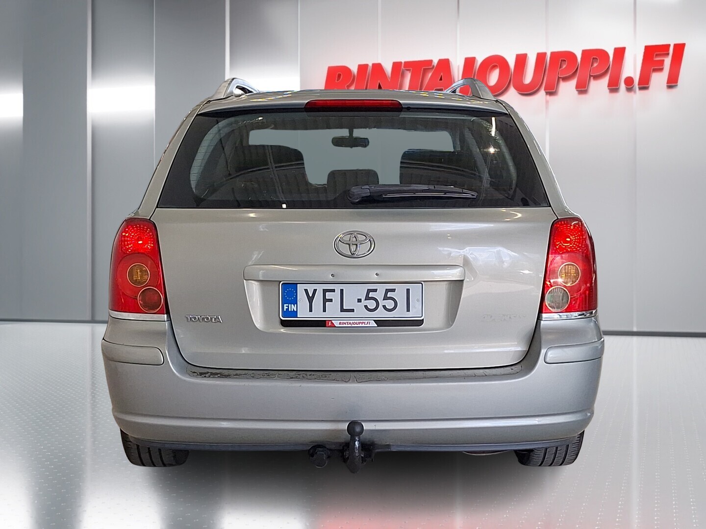 TOYOTA Avensis 2004