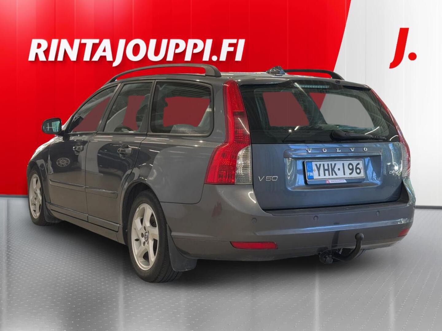 VOLVO V50 2011