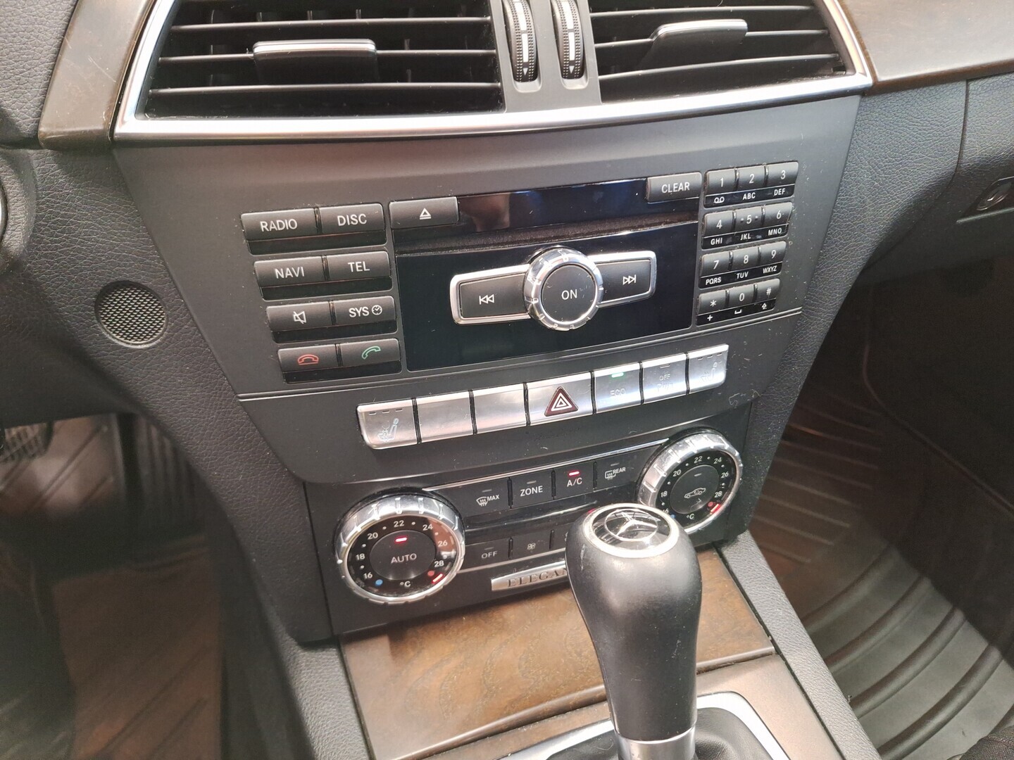 MERCEDES-BENZ C 2011