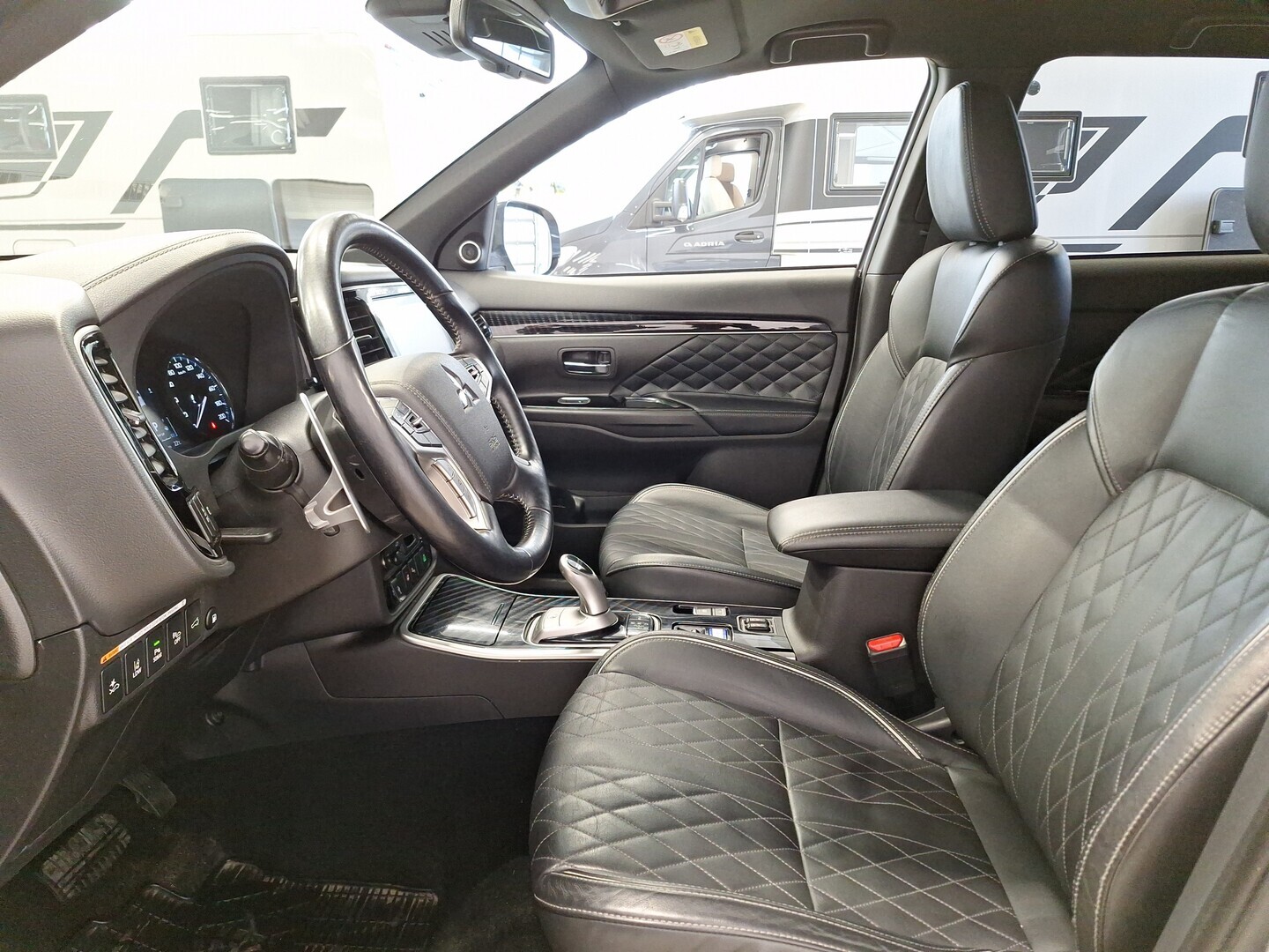 MITSUBISHI Outlander PHEV 2020