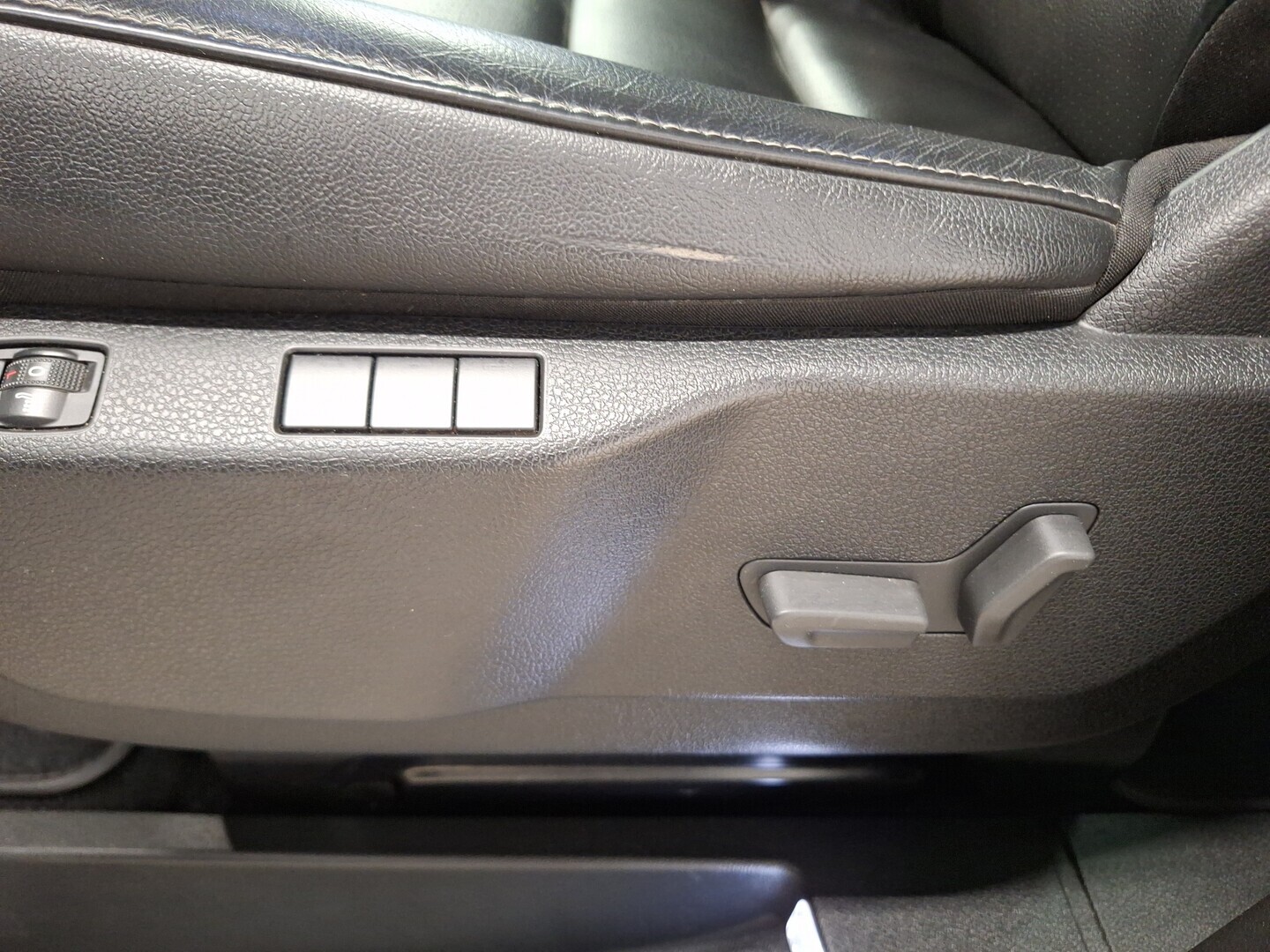 PEUGEOT e-Traveller 2021