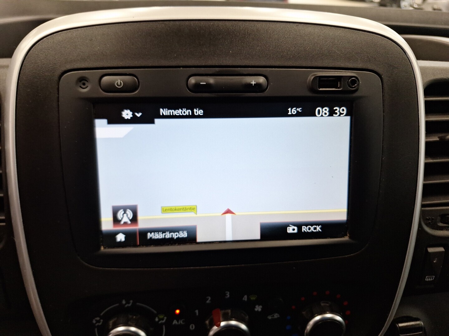 RENAULT Trafic 2021