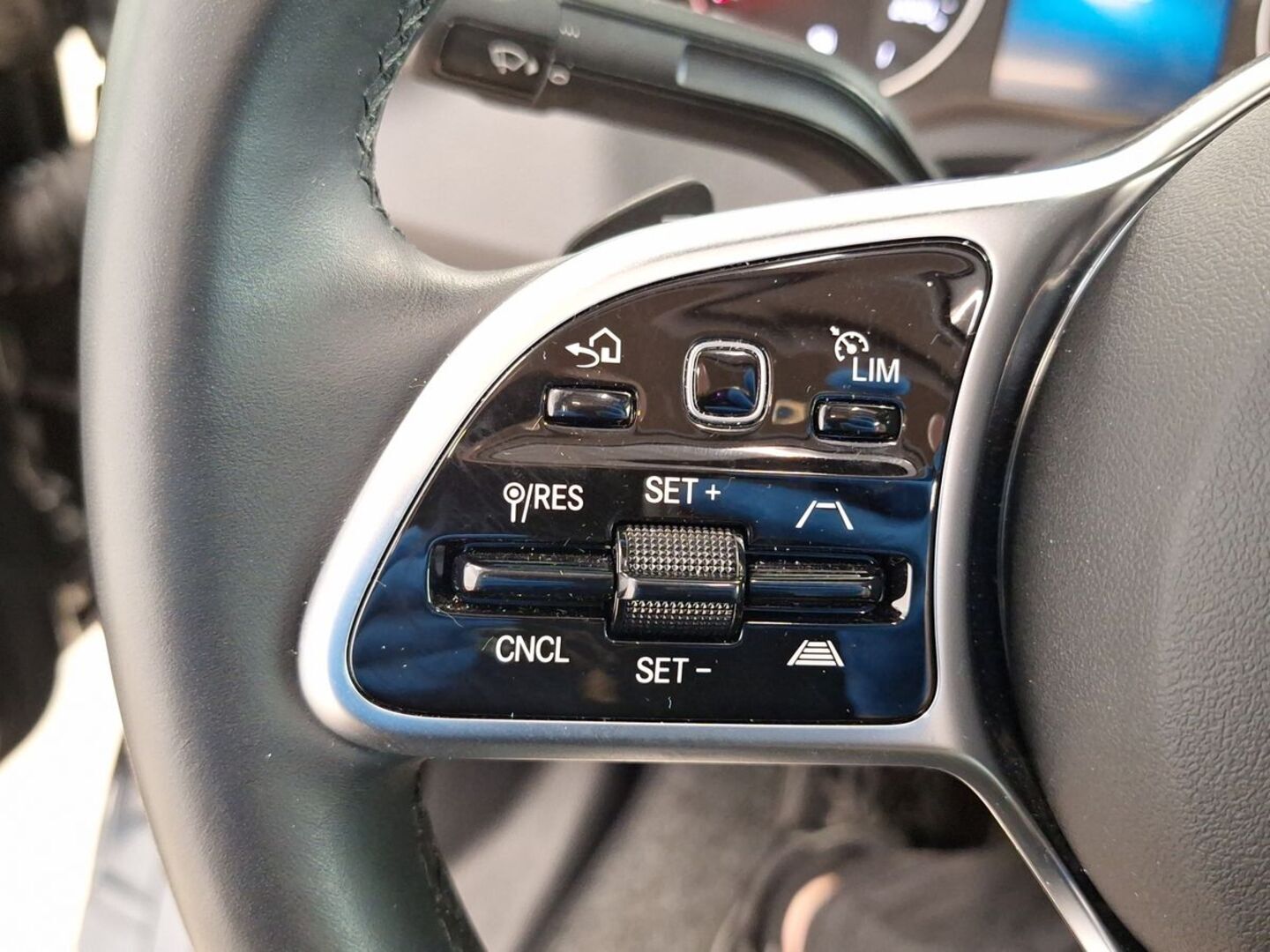 ADRIA MATRIX SUPREME MB 670 SL ALDE 2024