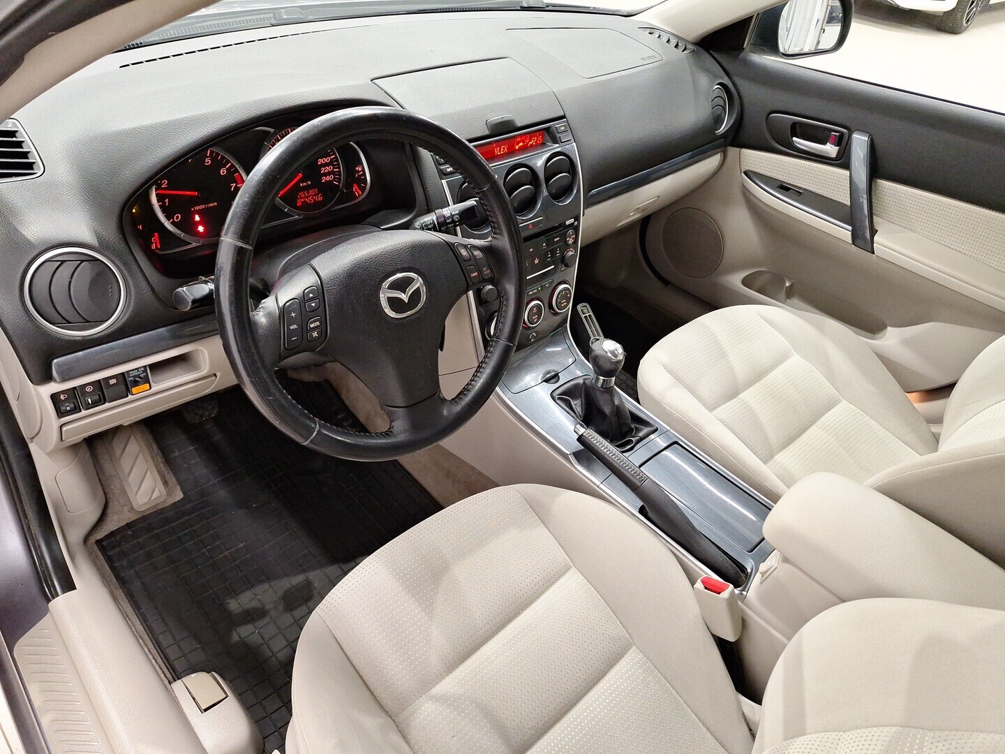 MAZDA 6 2006