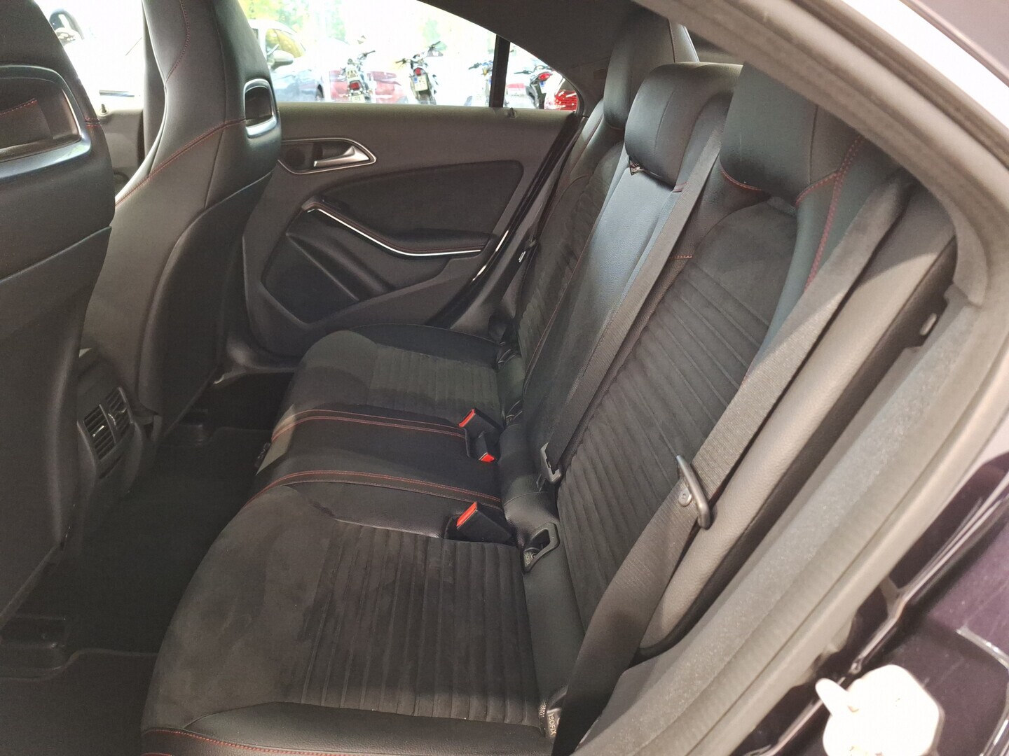 MERCEDES-BENZ CLA 2014