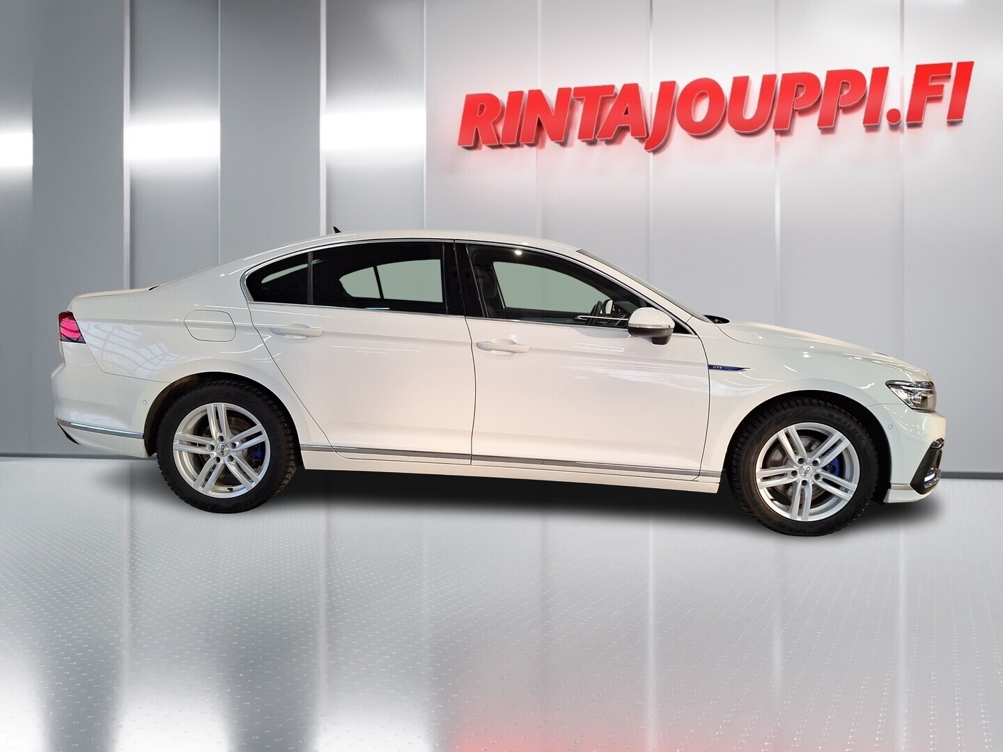 VOLKSWAGEN Passat 2021