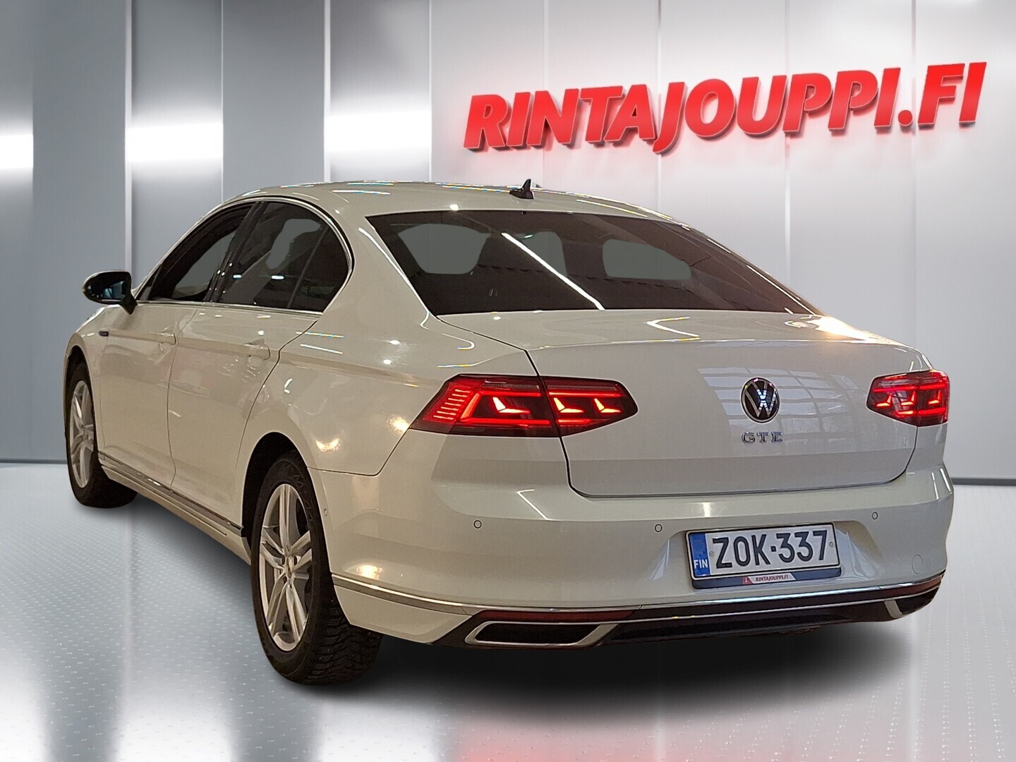 VOLKSWAGEN Passat 2021