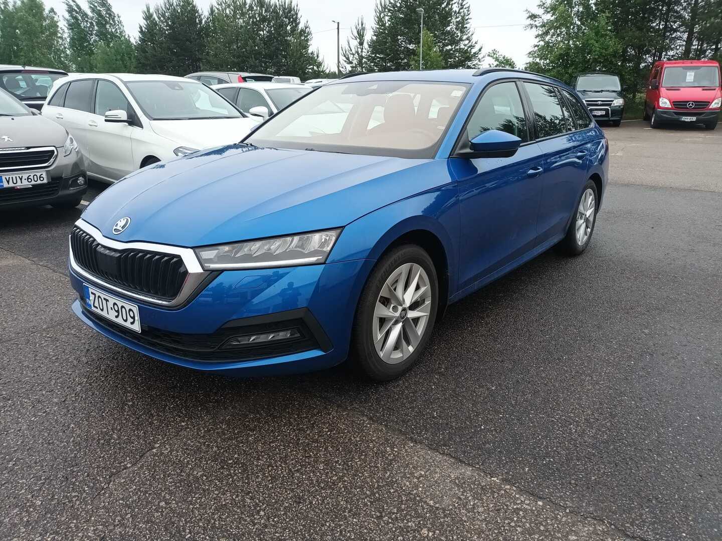 SKODA Octavia 2023