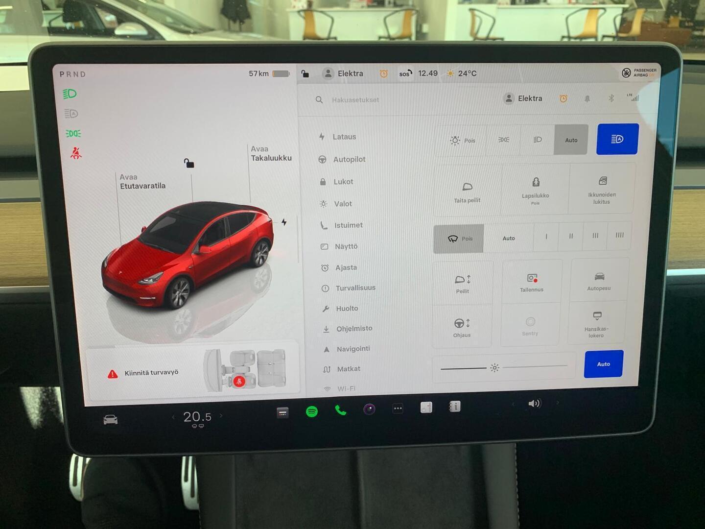 TESLA Model Y 2022