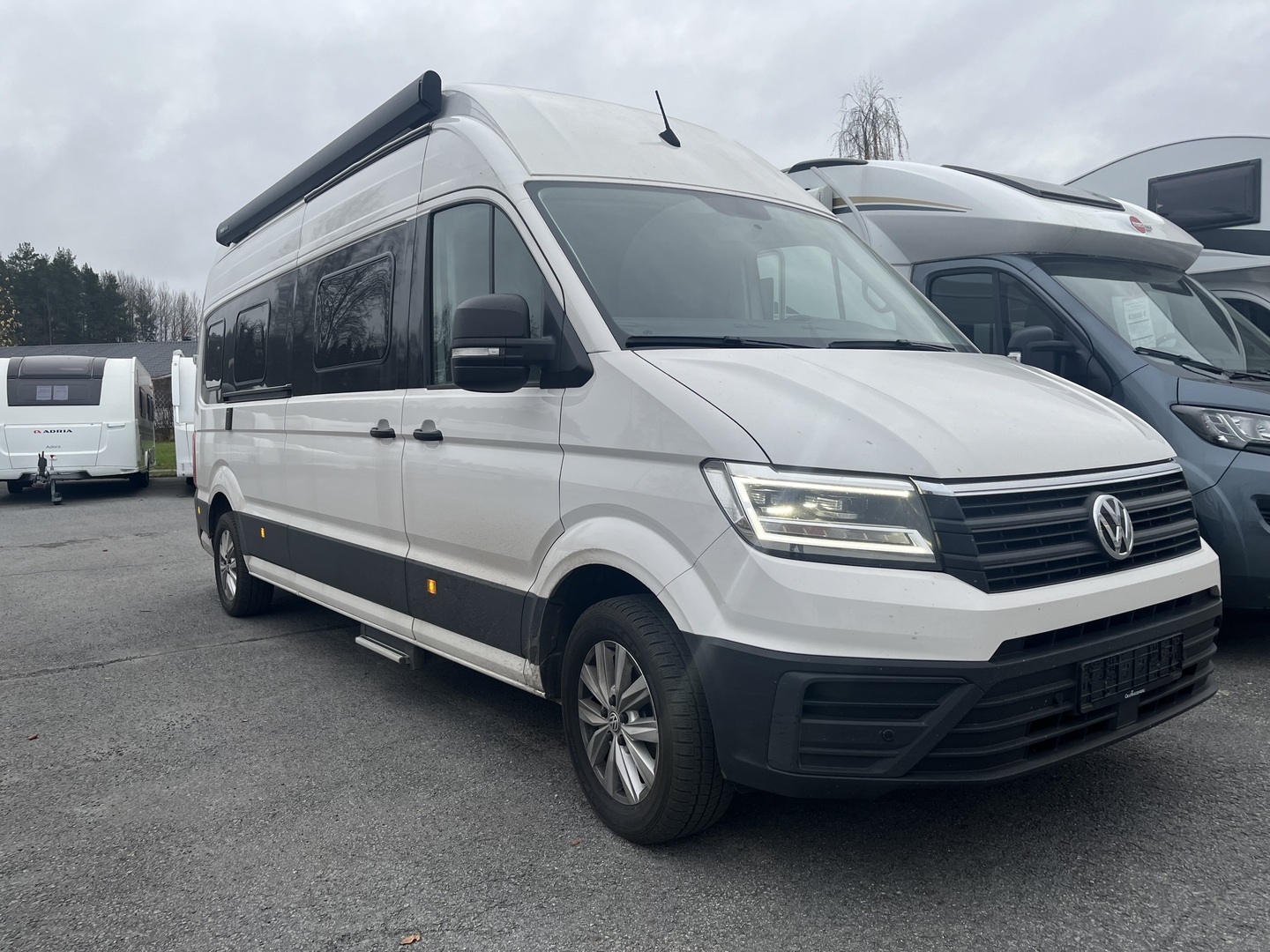 VOLKSWAGEN GRAND CALIFORNIA 680 2021