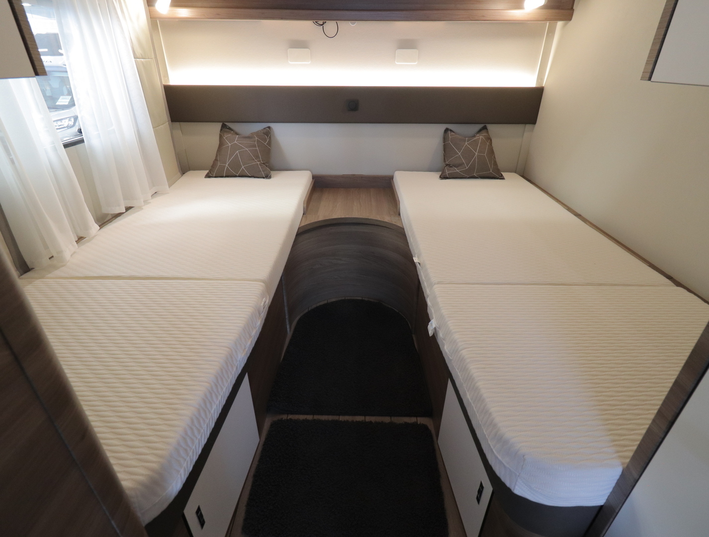 KNAUS Live Wave 700MEG 2019