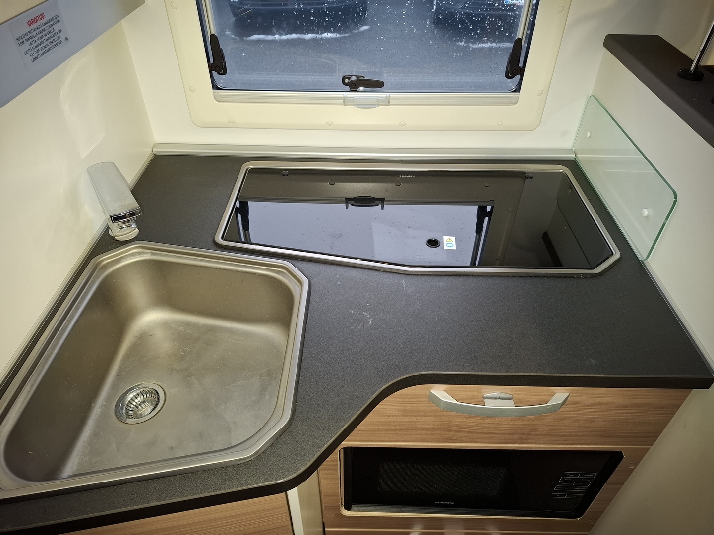 ADRIA MATRIX 670 SL J EDITION 2021