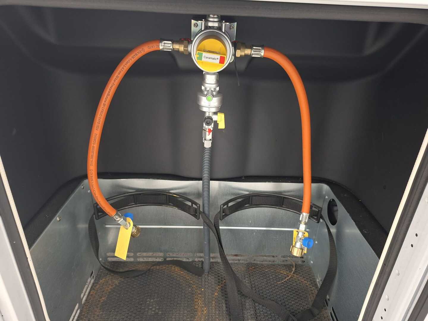 RAPIDO 854F 2025