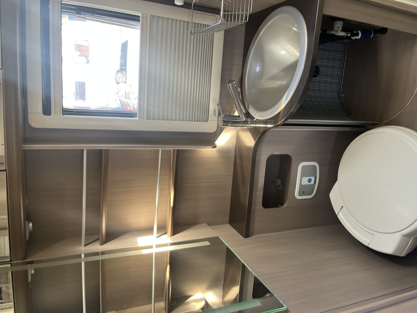 ADRIA MATRIX SUPREME M 687 SL ALDE 2012