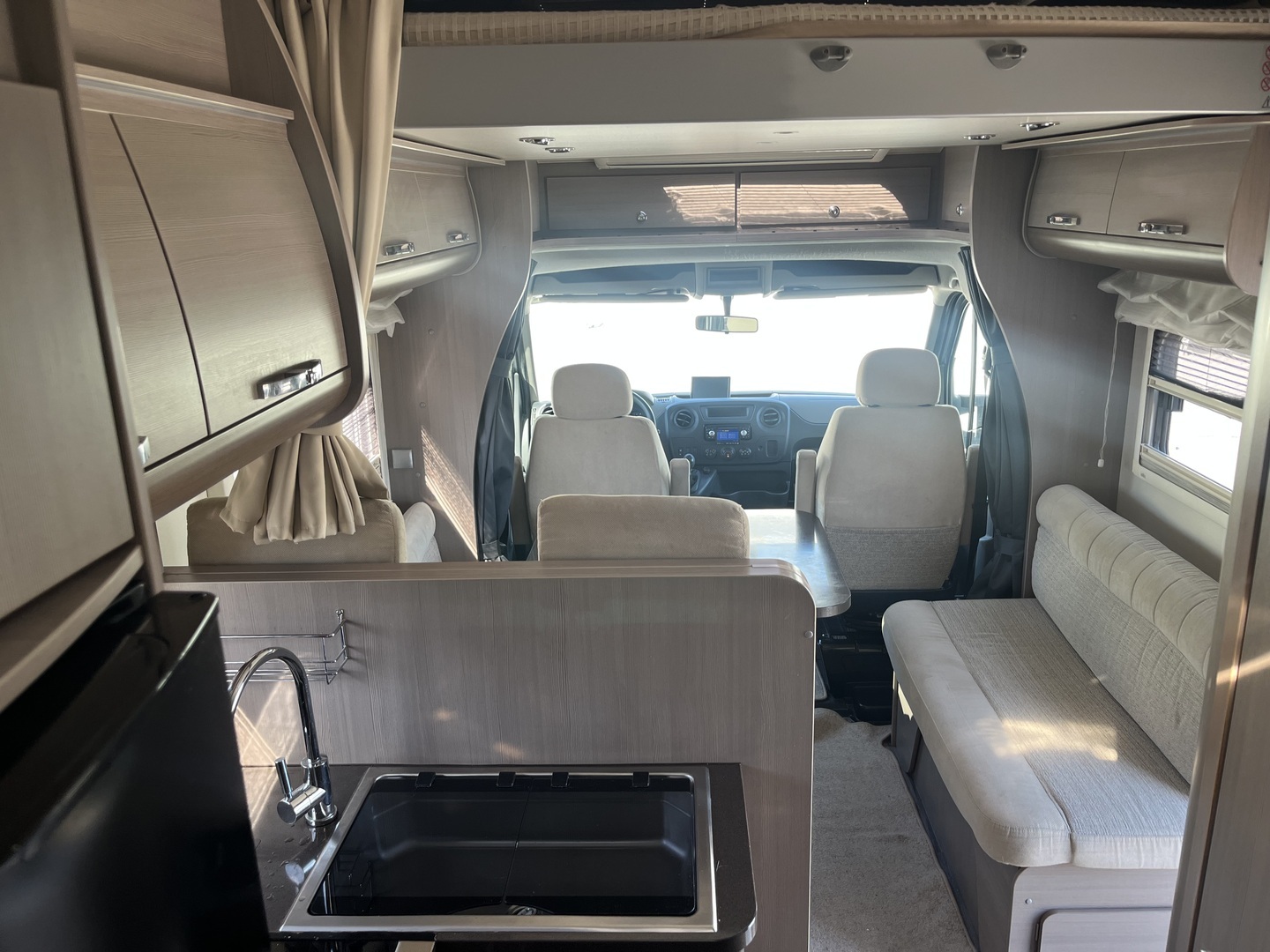 ADRIA MATRIX SUPREME M 687 SL ALDE 2012