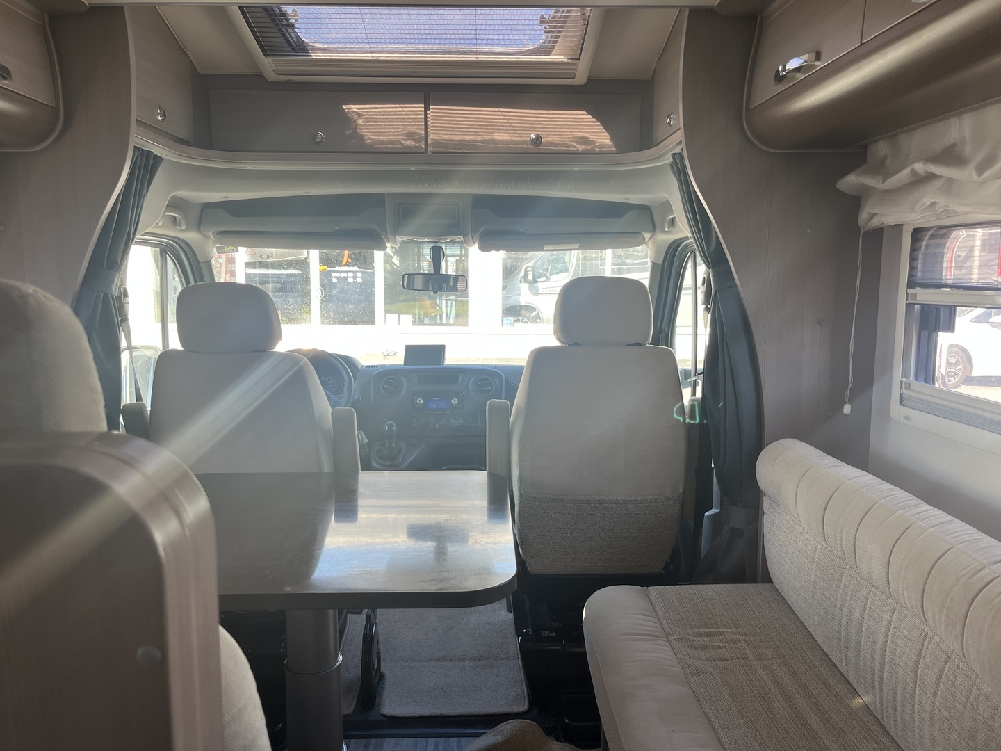 ADRIA MATRIX SUPREME M 687 SL ALDE 2012