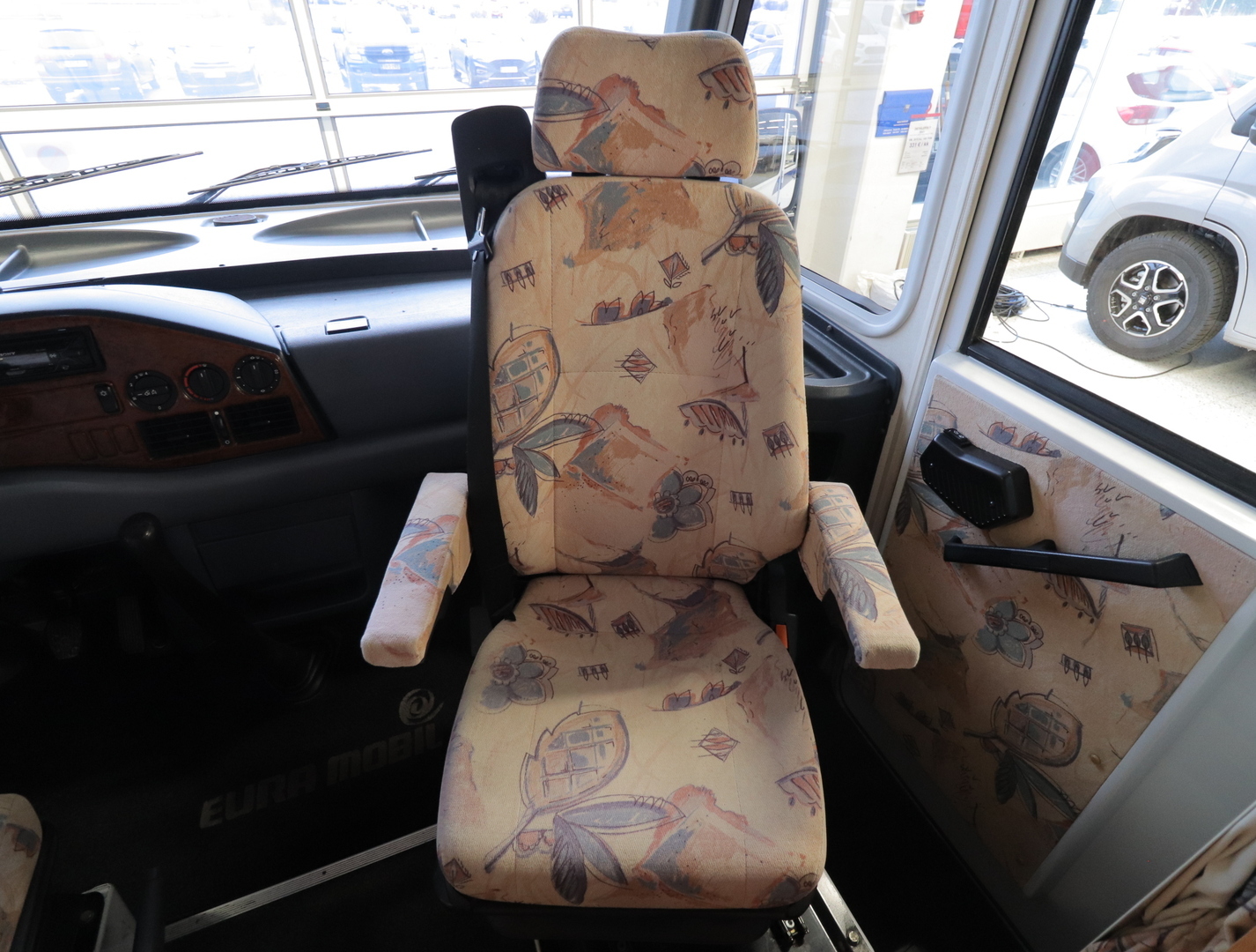 EURA MOBIL INTEGRA 606LSS 1998