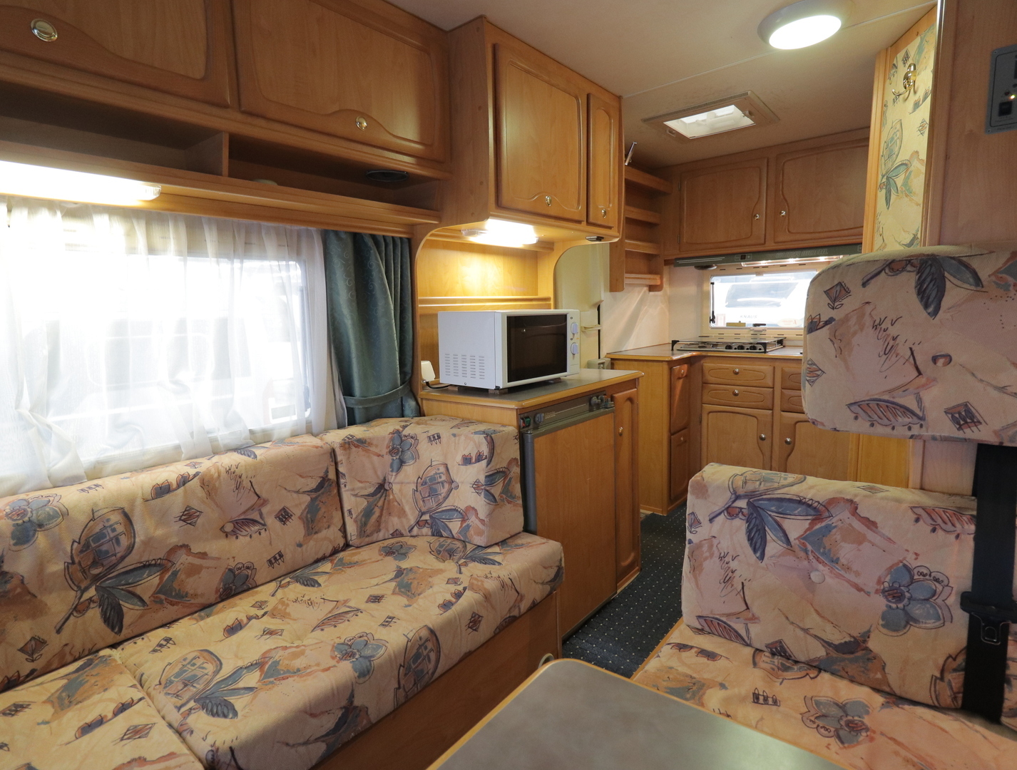 EURA MOBIL INTEGRA 606LSS 1998