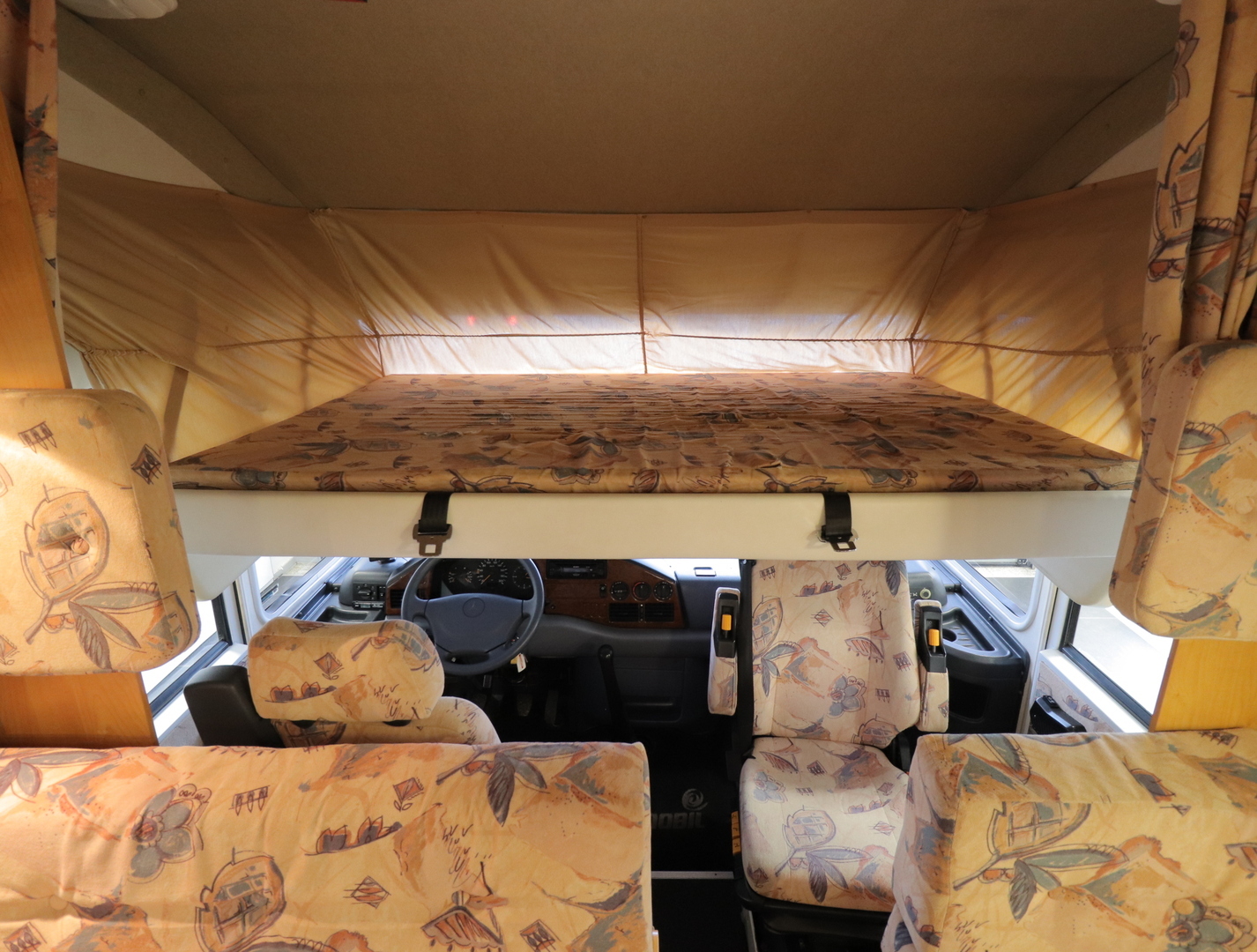 EURA MOBIL INTEGRA 606LSS 1998