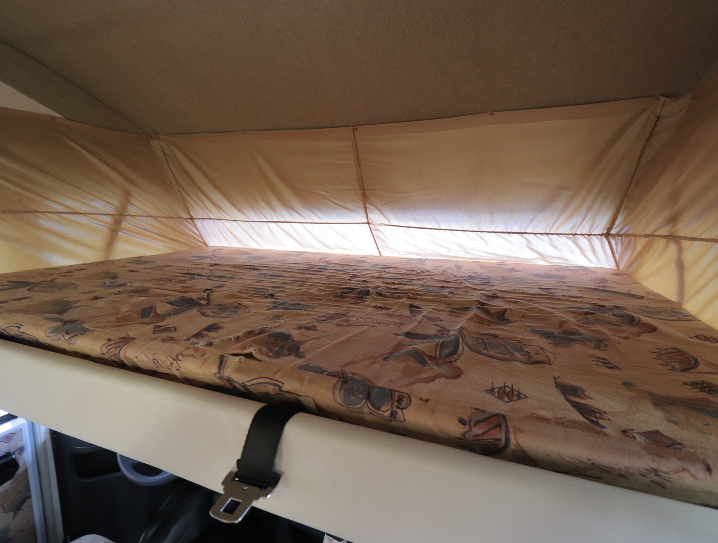 EURA MOBIL INTEGRA 606LSS 1998