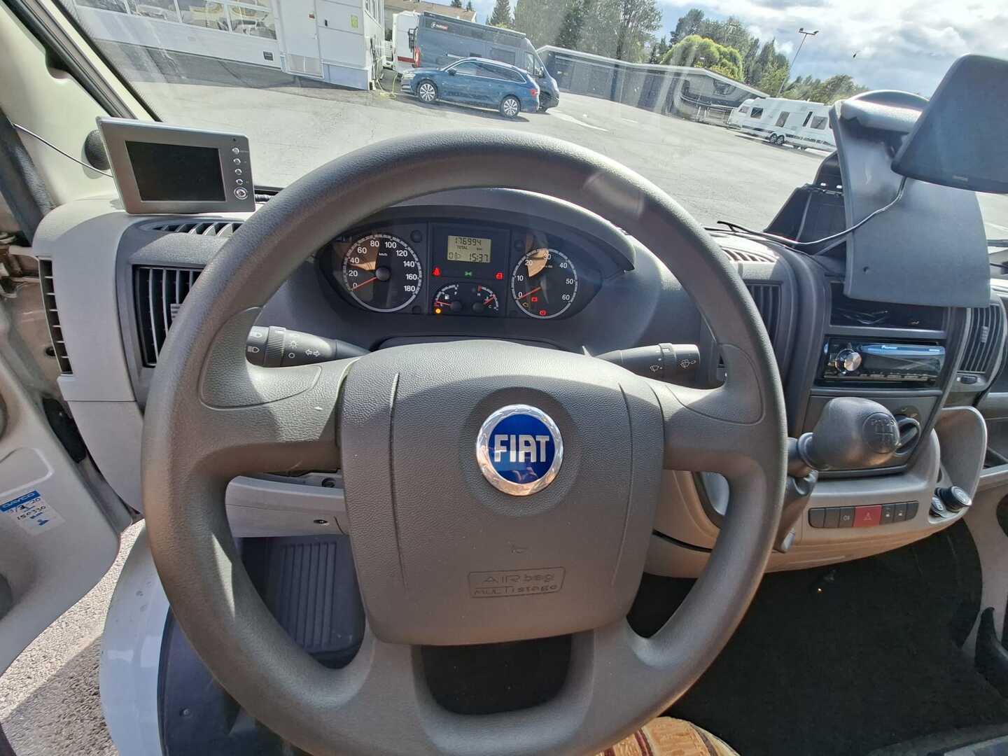 BÜRSTNER Marano T 575 2009