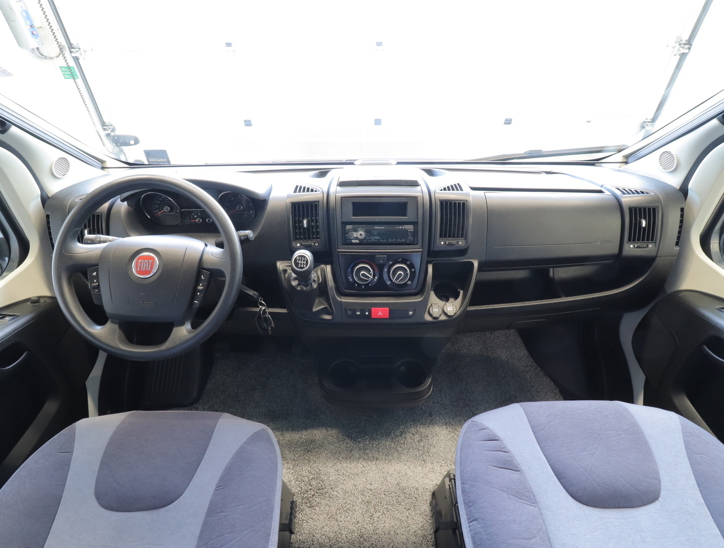 WEINSBERG R47 CARABUS 600 2021