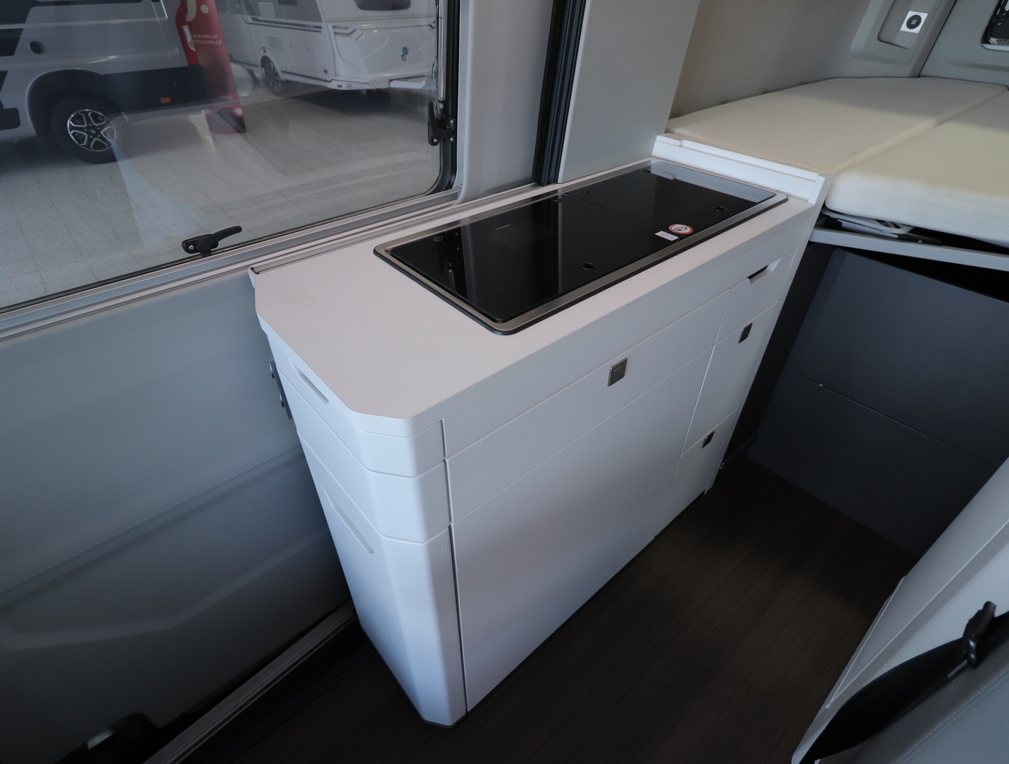 VOLKSWAGEN GRAND CALIFORNIA 600 2023