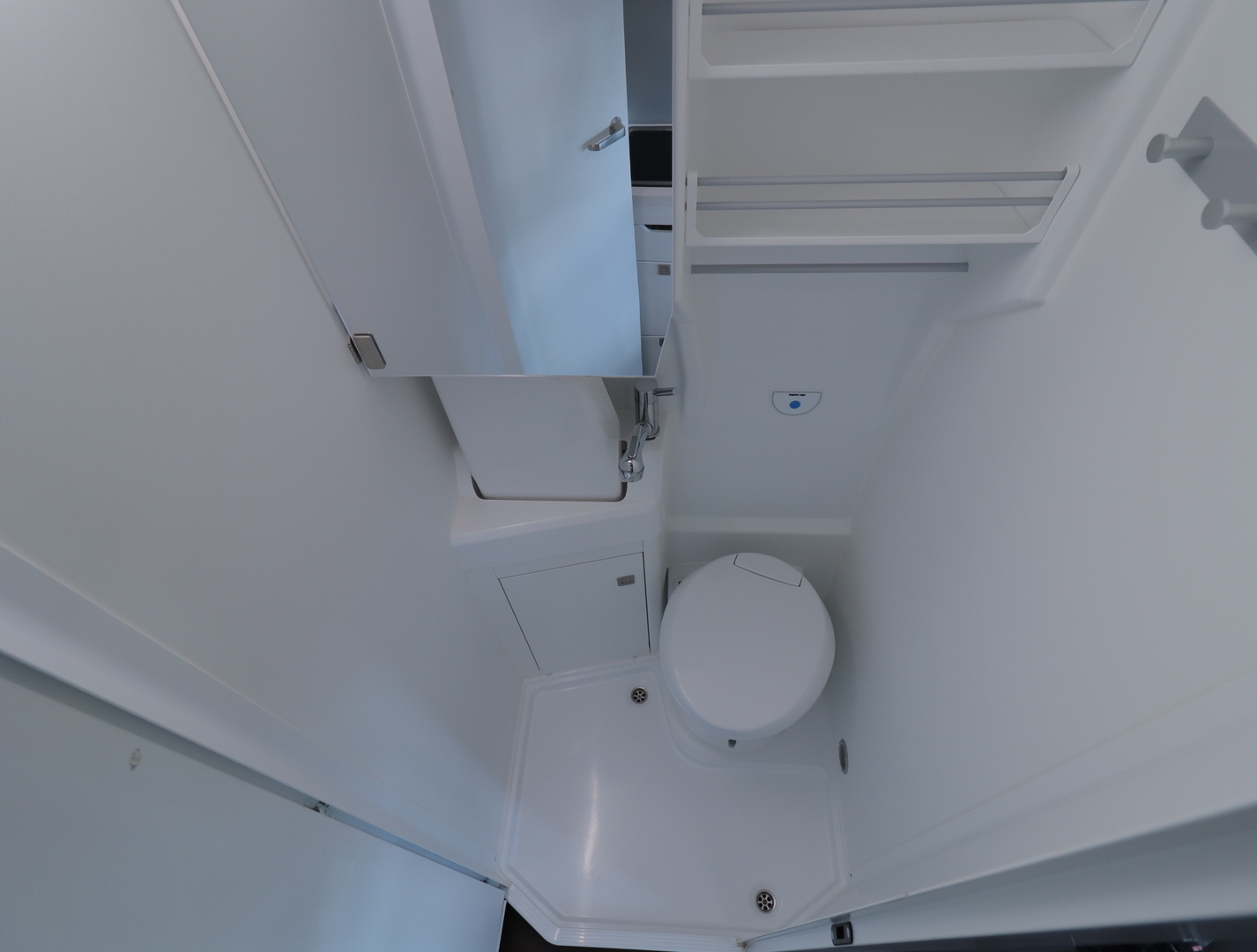 VOLKSWAGEN GRAND CALIFORNIA 600 2023