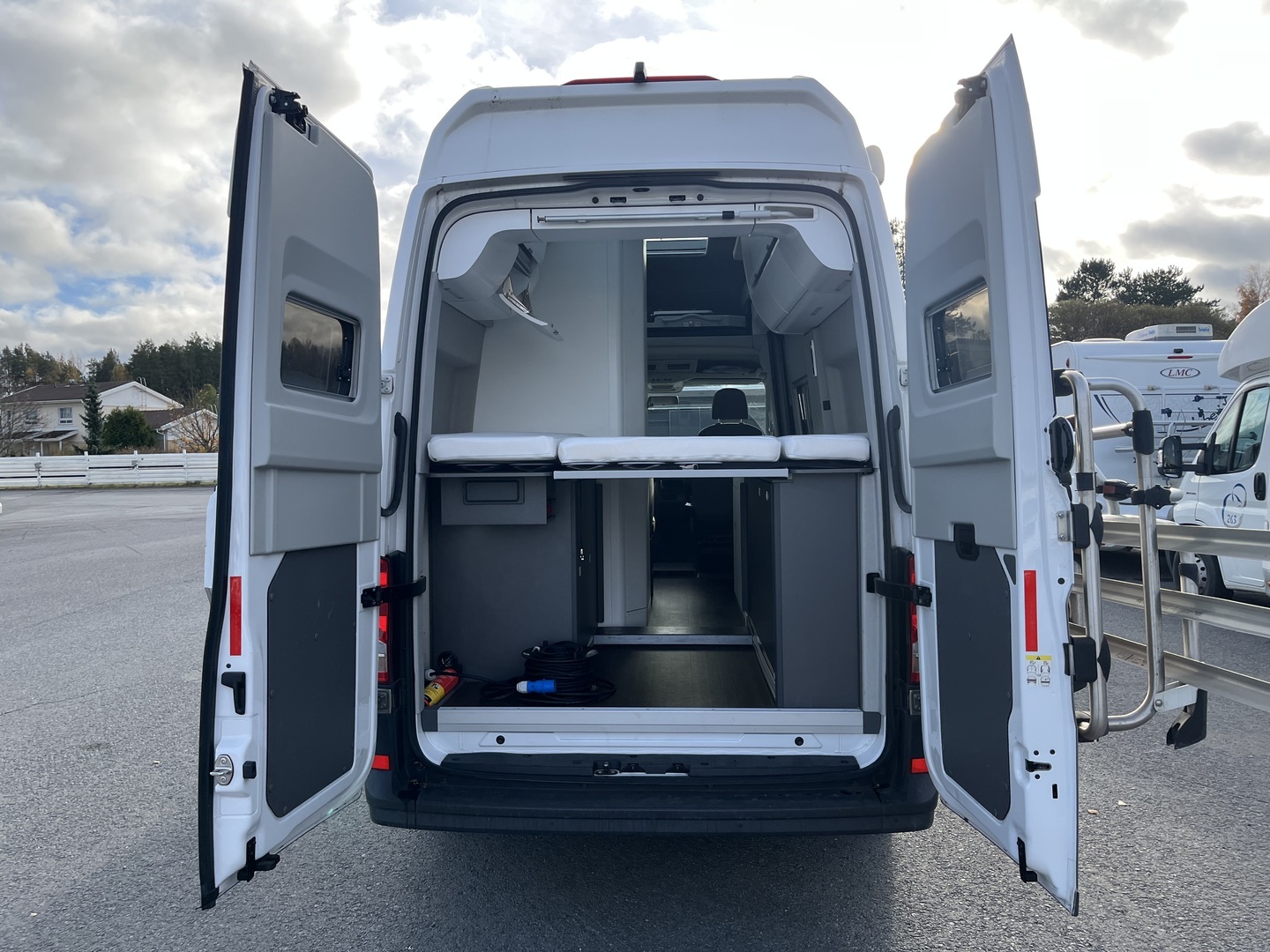 VOLKSWAGEN GRAND CALIFORNIA 2021