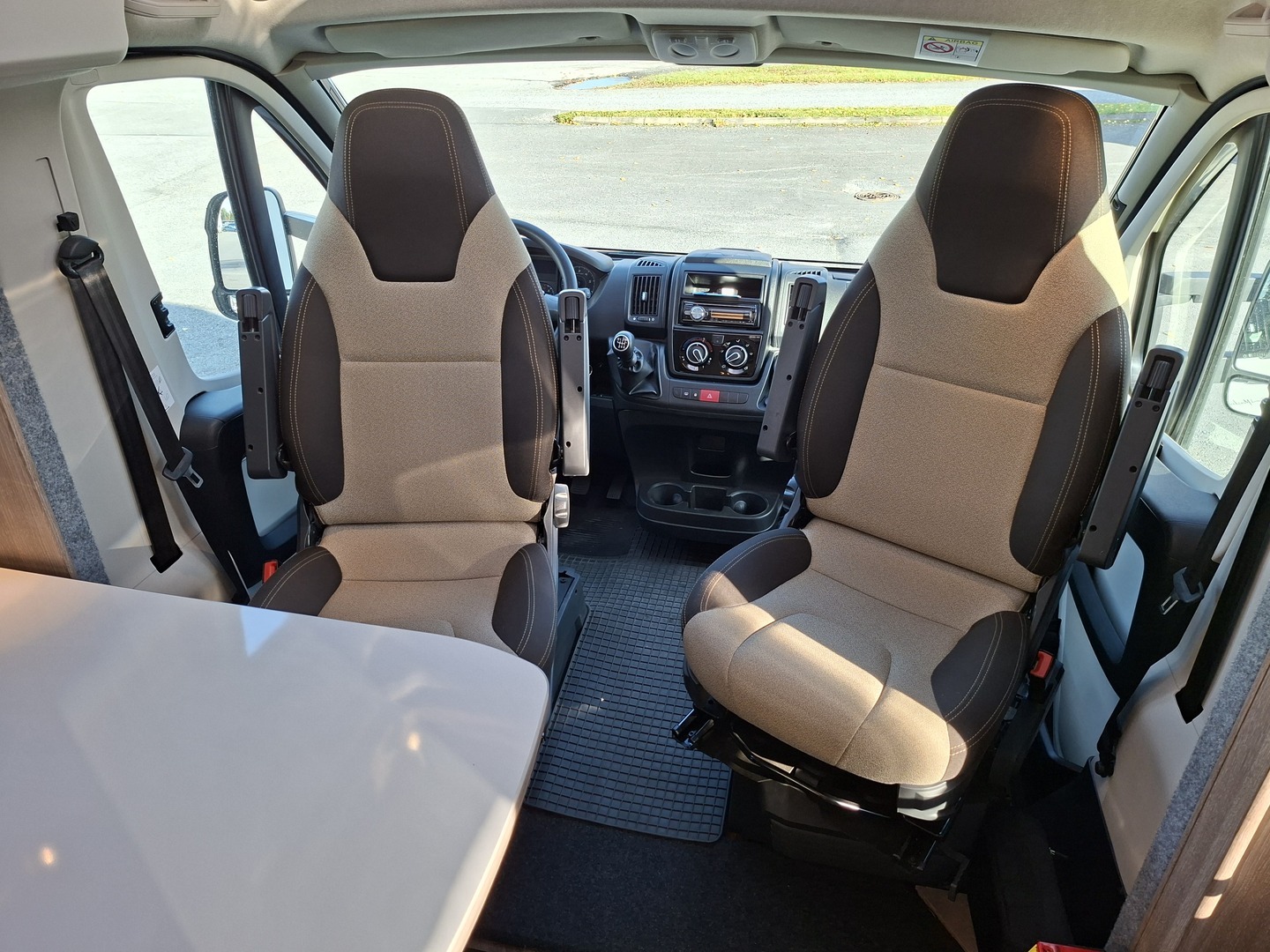 KABE TRAVELMASTER T 740 T 14