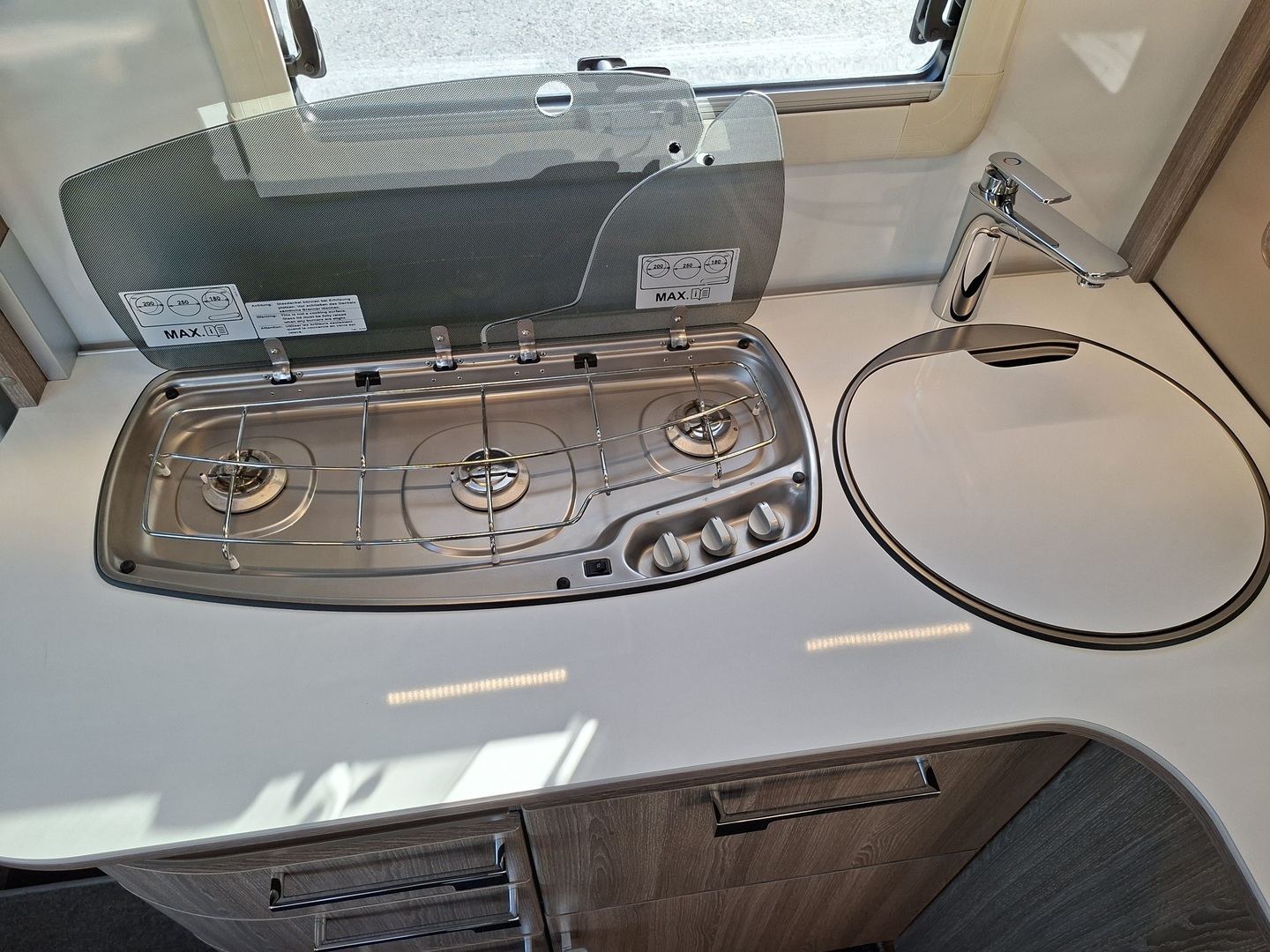 KABE TRAVELMASTER T 740 T 18
