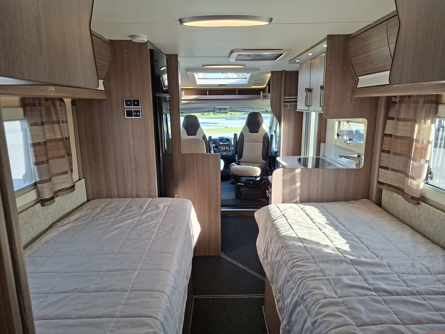 KABE TRAVELMASTER T 740 T 23