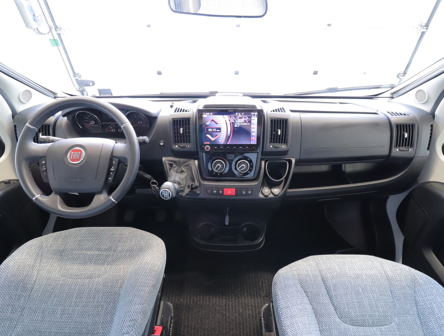 DETHLEFFS Just T6752 DBL 2022