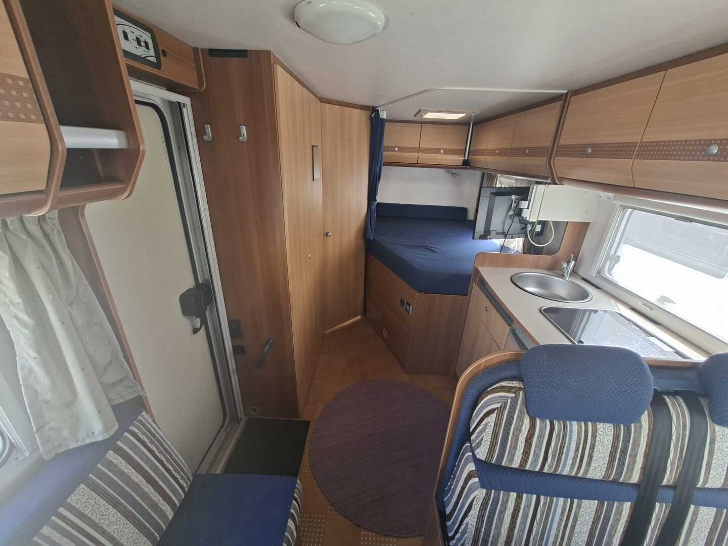 CARADO T345 2007