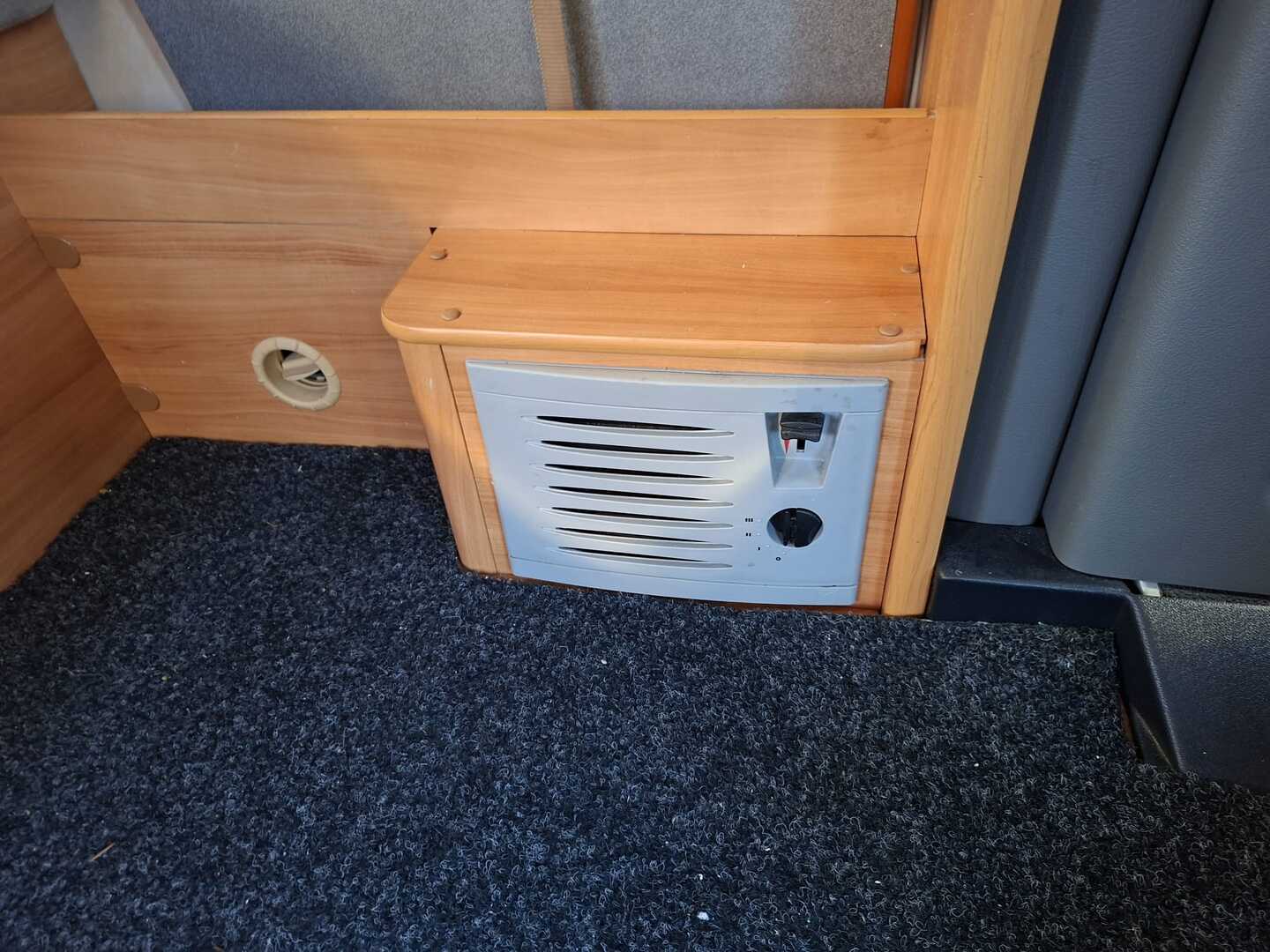 ADRIA IZOLA S 687 SP 2008