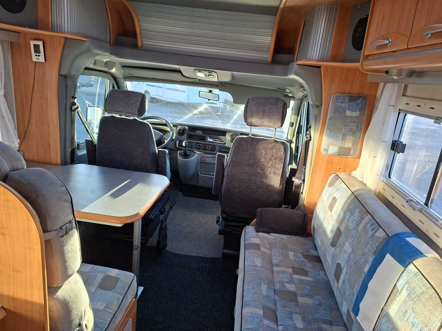 ADRIA IZOLA S 687 SP 2008