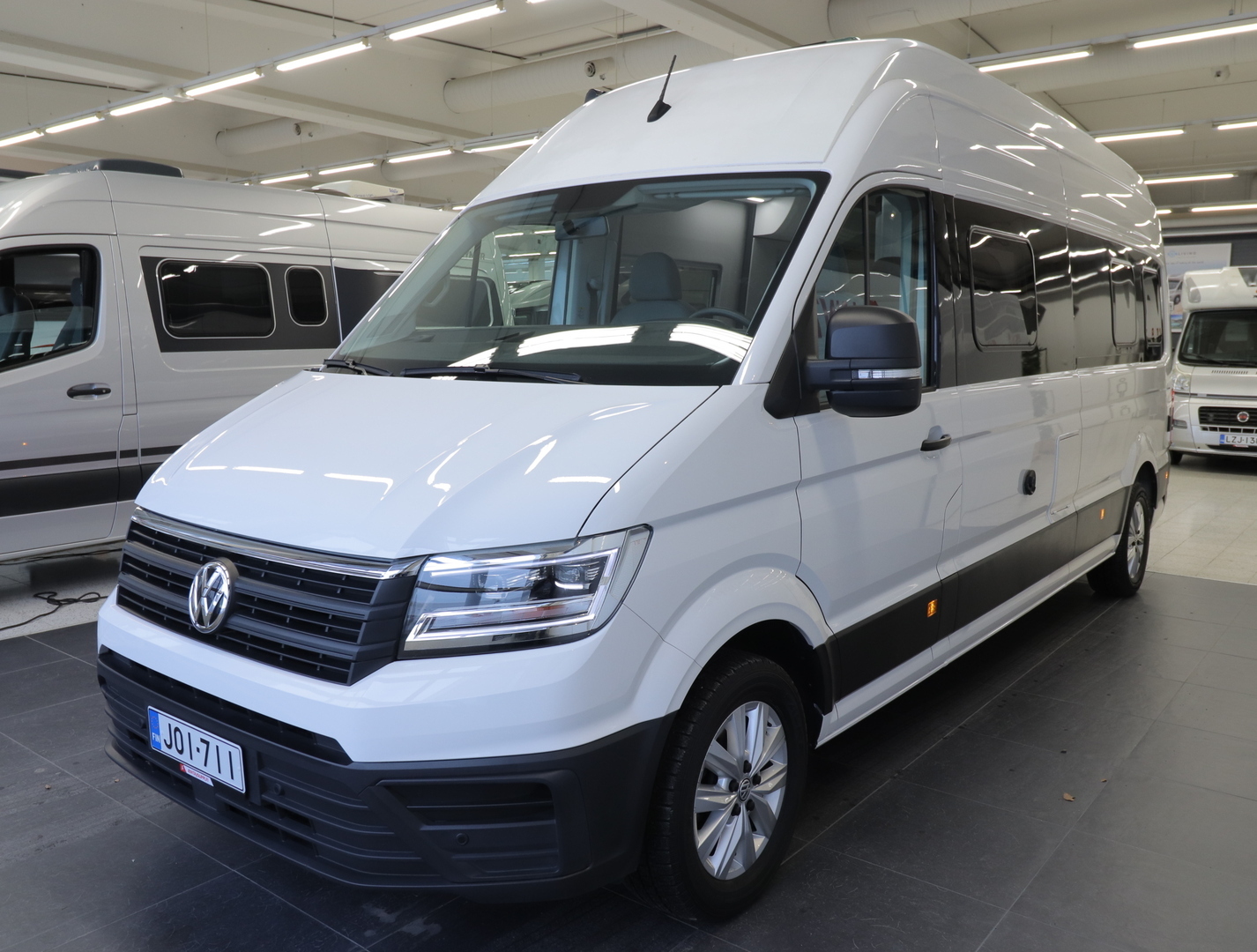 VOLKSWAGEN GRAND CALIFORNIA 680 2021