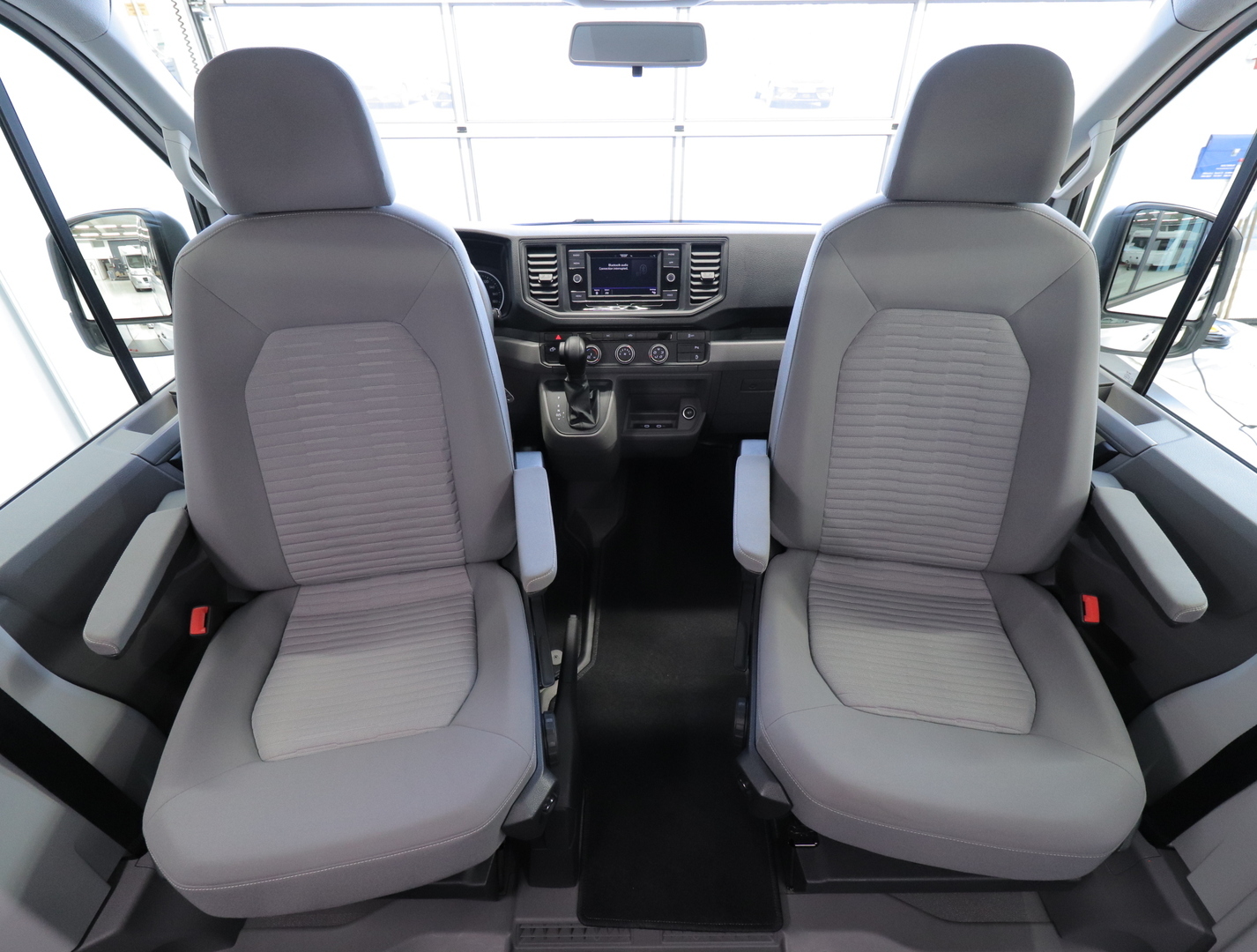 VOLKSWAGEN GRAND CALIFORNIA 680 2021