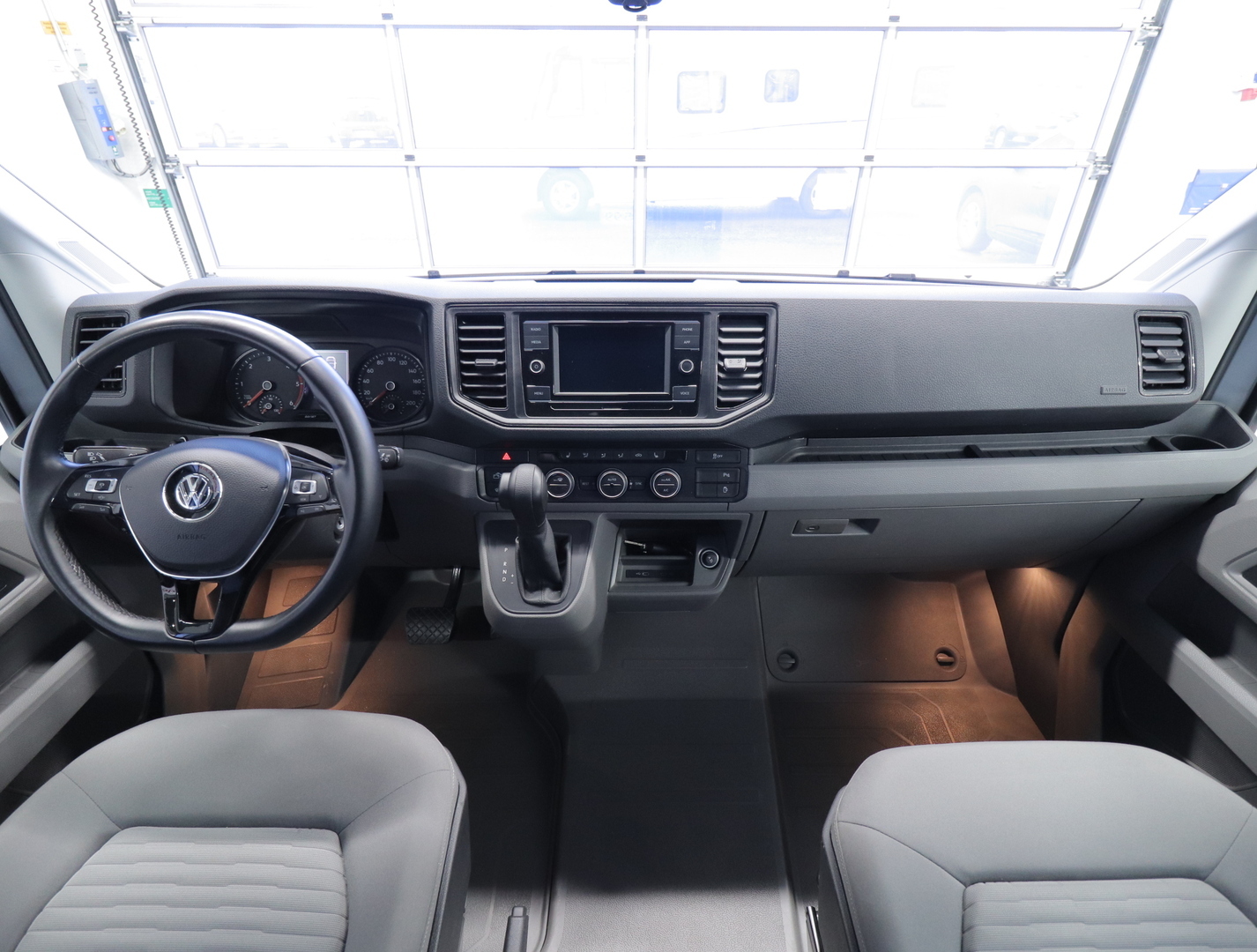 VOLKSWAGEN GRAND CALIFORNIA 600 2023