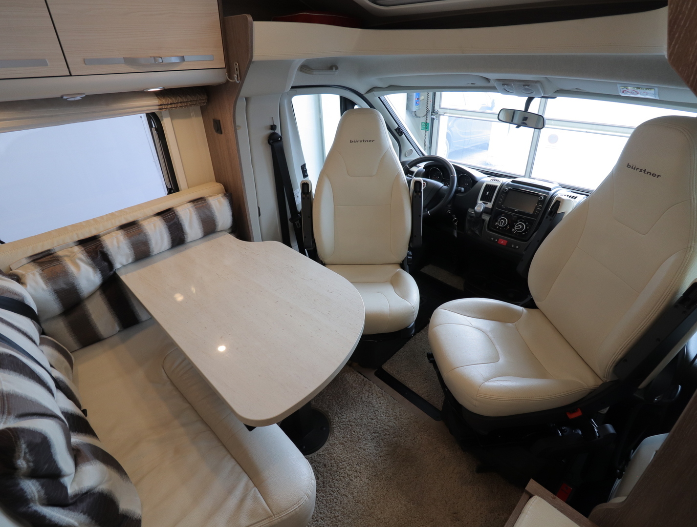 BÜRSTNER NEXXO TIME T 690 2016