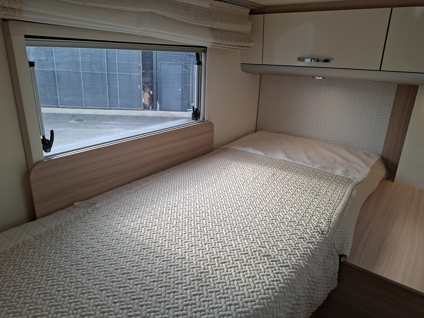 BÜRSTNER NEXXO T690G 2017