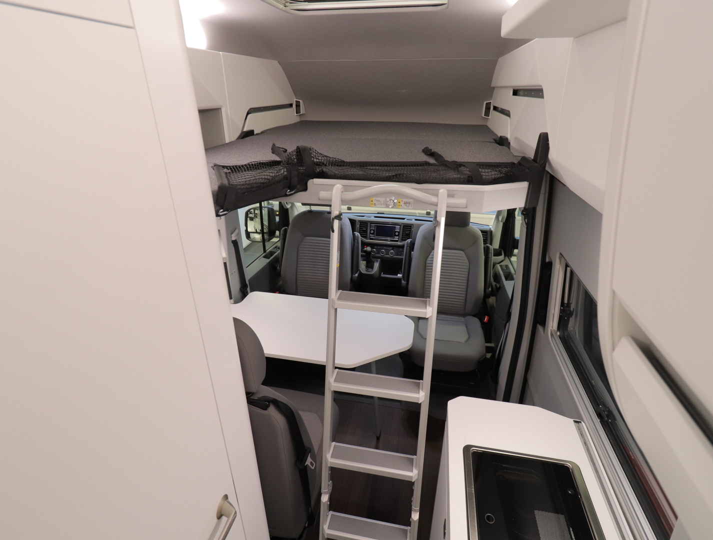 VOLKSWAGEN GRAND CALIFORNIA 600 2023