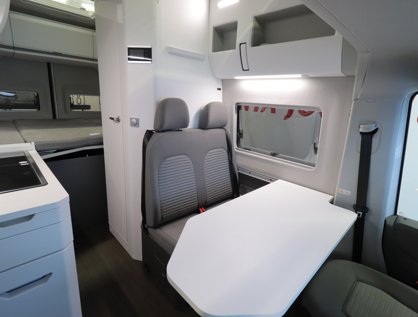 VOLKSWAGEN GRAND CALIFORNIA 600 2023